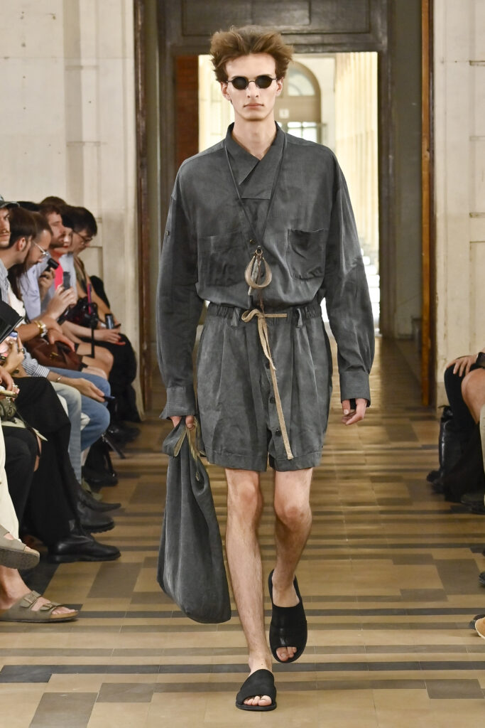 Ziggy Chen SS27 — AMBIEPOSE 36 Ziggy Chen SS27 2 3 LR 012