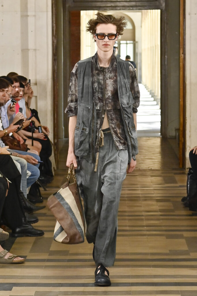 Ziggy Chen SS27 — AMBIEPOSE 37 Ziggy Chen SS27 2 3 LR 013