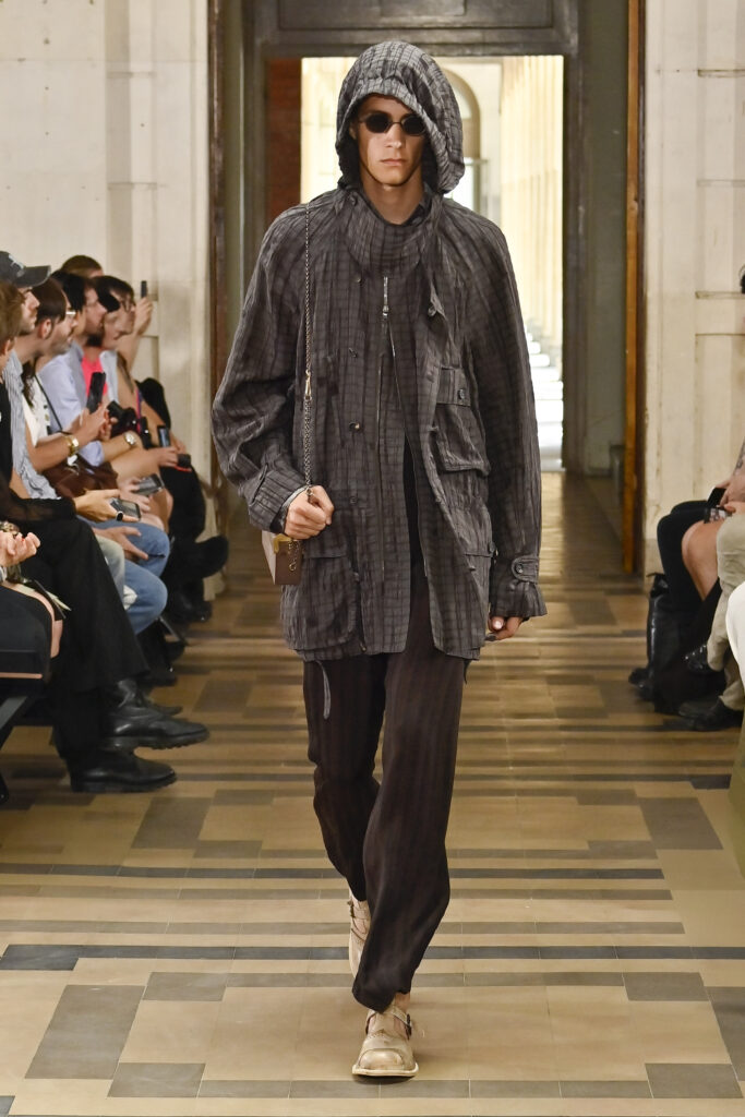 Ziggy Chen SS27 — AMBIEPOSE 44 Ziggy Chen SS27 2 3 LR 020