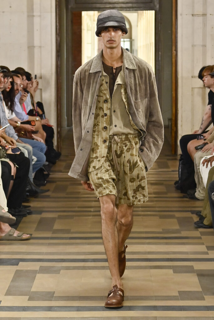 Ziggy Chen SS27 — AMBIEPOSE 55 Ziggy Chen SS27 2 3 LR 031