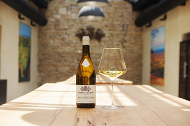 À Beaune, Maison Champy vinifie dans des caves du XVe siècle et sert à table dans une ancienne cuve de macération 36 image 10