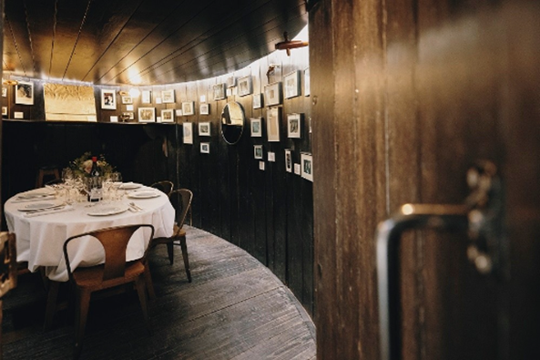 À Beaune, Maison Champy vinifie dans des caves du XVe siècle et sert à table dans une ancienne cuve de macération 37 image 11