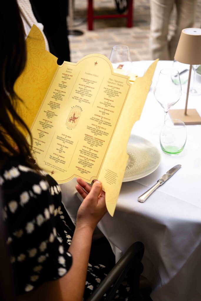 Le Lobster Club de La Réserve Paris : six manières d'habiter le homard bleu 56 la reserve paris patio menu geraldine martens 4043