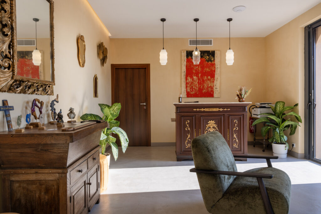 Domaine Santa Margherita: Corsica at Village Level 42 no 2 3