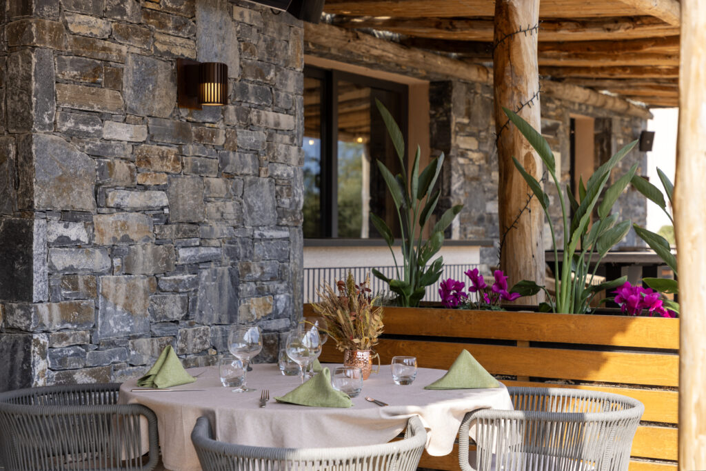 Domaine Santa Margherita: Corsica at Village Level 55 non 4 1