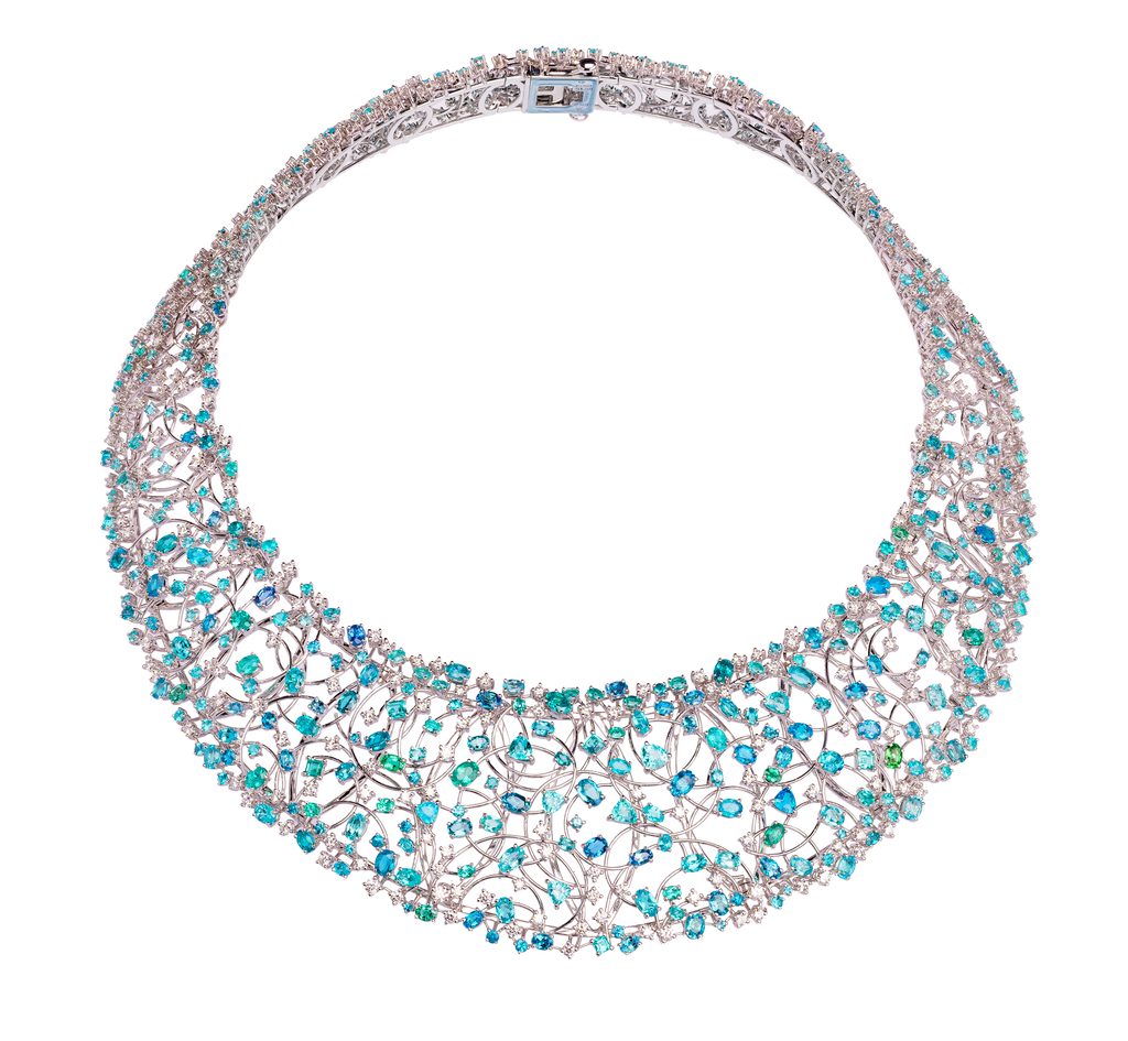 La perle gardée en réserve 25 01 COLLIER