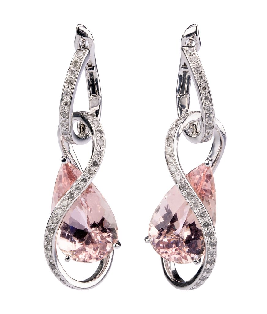 La perle gardée en réserve 33 08 BOUCLES D OREILLES