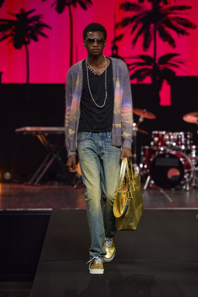 ONEONE NINENINE SS27 : rendre ses copies entre deux mondes 41 1199 ss27 runway press look 17