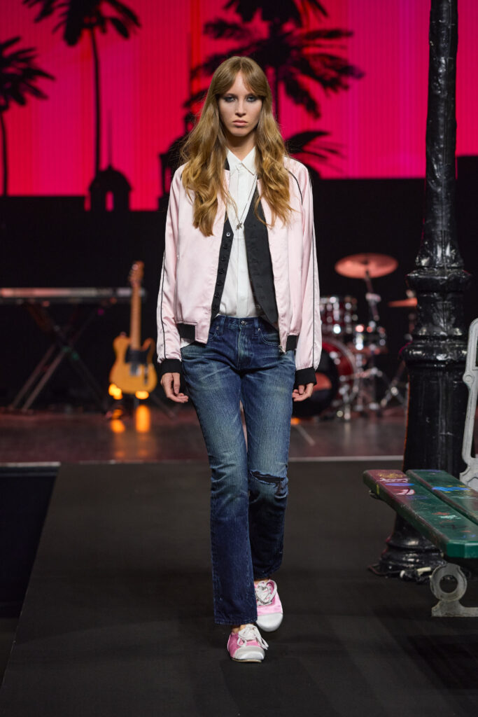 ONEONE NINENINE SS27 : rendre ses copies entre deux mondes 53 1199 ss27 runway press look 30