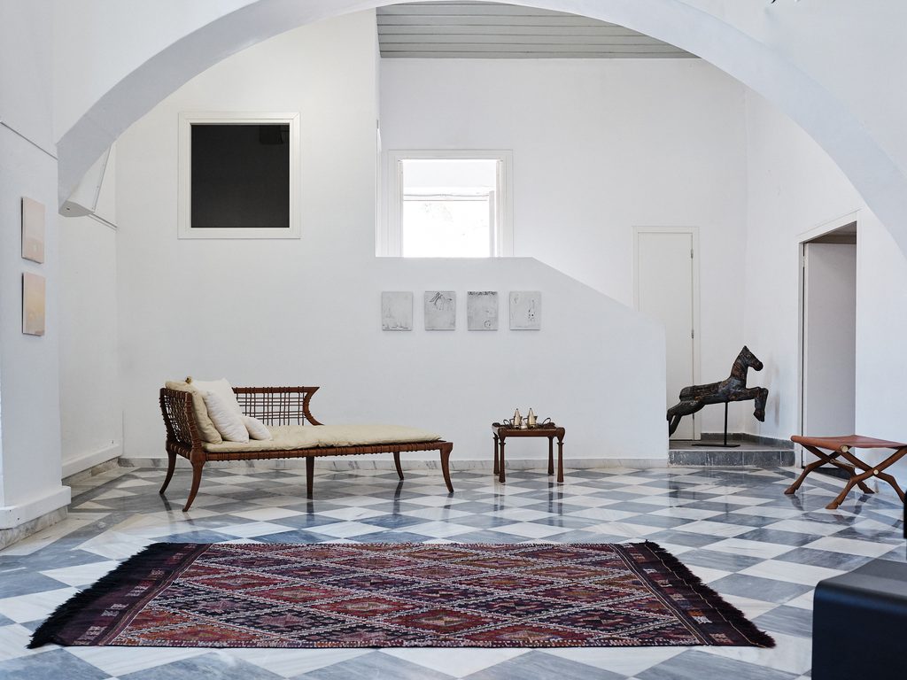 À Hydra, une maison de pierre devient atelier d'été 33 9 Un Ete a Hydra ©Joseph Alexiadis
