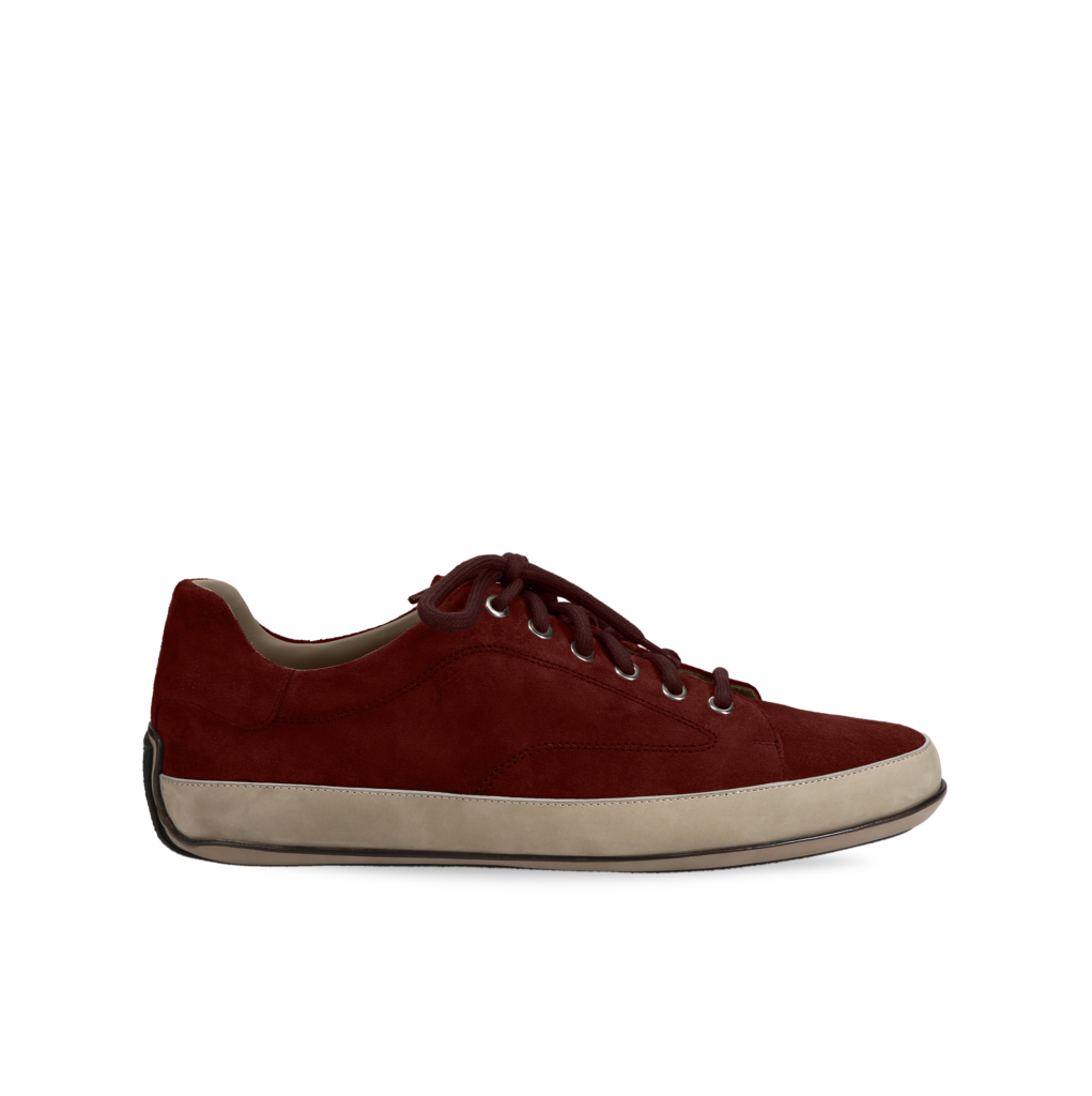 Manolo Blahnik et l’art de marcher : Paris comme carte personnelle 30 ALLEGRO SUEDE DARK RED