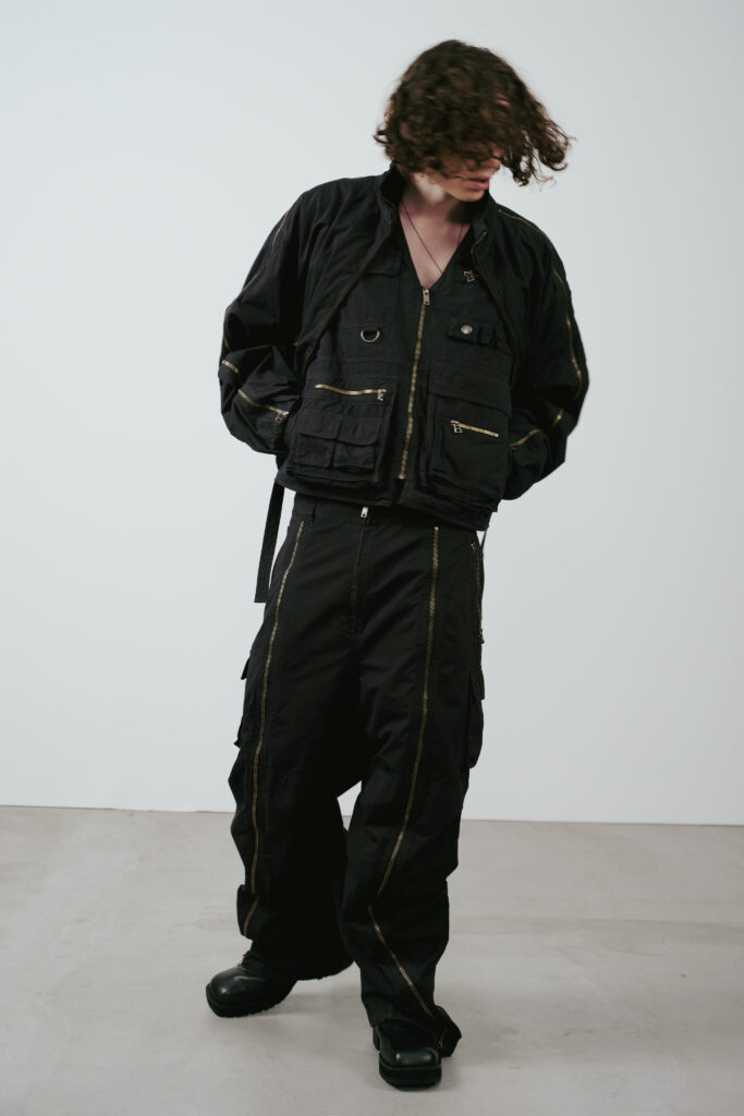 AMBUSH imagine une garde-robe pour l'errance urbaine 44 AMBUSH SS27 20