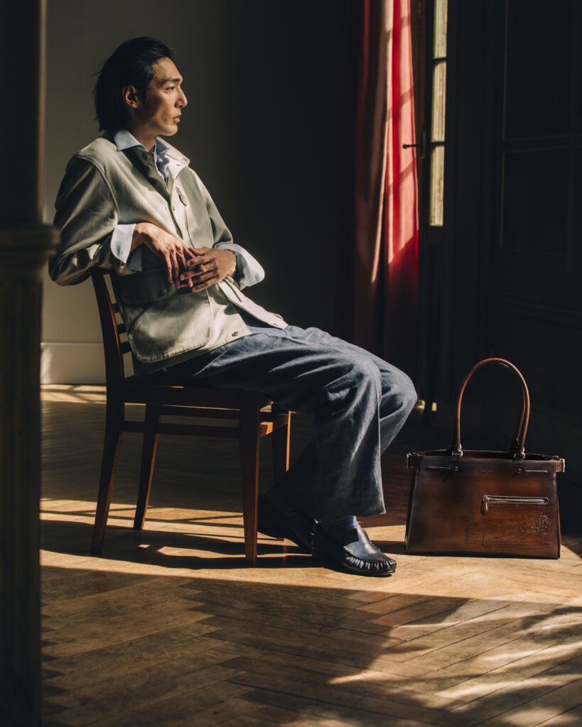 Berluti SS27 : Ce que le jardin murmure au Petit Prince 27 BERLUTI SS27 LOOKBOOK 17