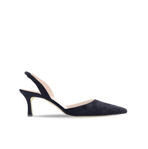 Manolo Blahnik et l’art de marcher : Paris comme carte personnelle 80 CAROLYNE SUEDE NAVY