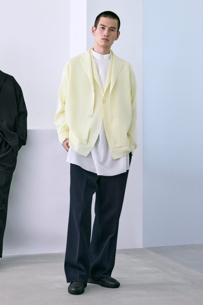 CFCL SS27 Men : habiter la lumière d'Aalto 25 CFCL LOOK 1