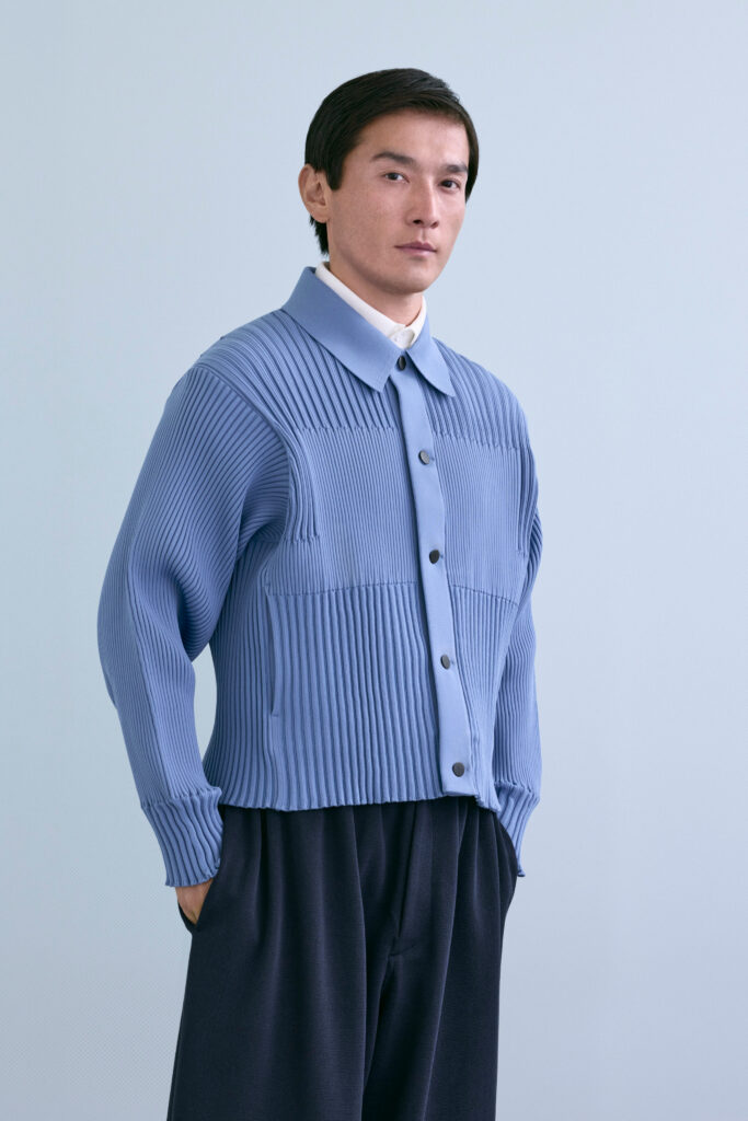 CFCL SS27 Men : habiter la lumière d'Aalto 44 CFCL LOOK 20