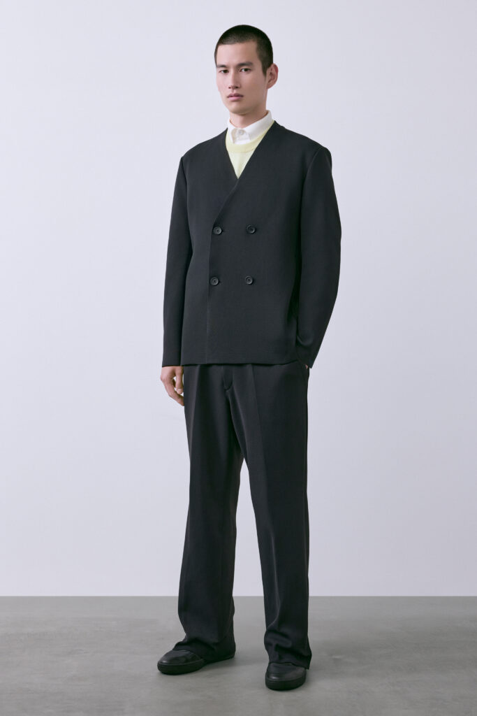 CFCL SS27 Men : habiter la lumière d'Aalto 51 CFCL LOOK 27