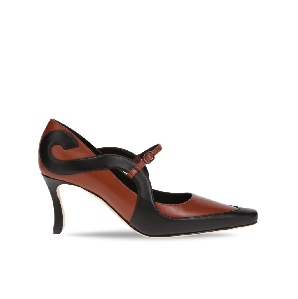 Manolo Blahnik et l’art de marcher : Paris comme carte personnelle 143 CHUNGA NAPPA BLACK BROWN
