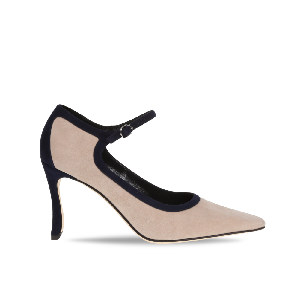 Manolo Blahnik et l’art de marcher : Paris comme carte personnelle 123 CHURLA SUEDE NUDE NAVY