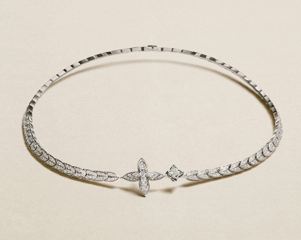 Louis Vuitton : la Fleur de Monogram prend du relief 31 COLLIER IDYLLE BLOSSOM. LOUIS VUITTON HAUTE JOAILLERIE