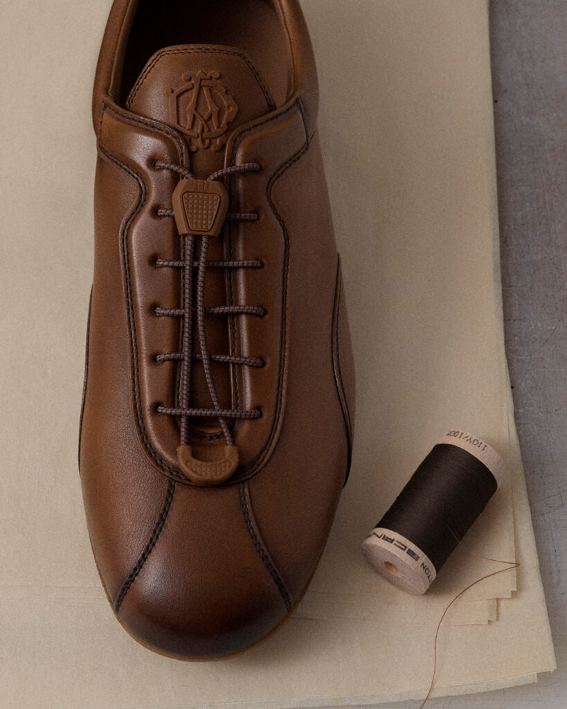 Quand la chaussure de conduite quitte la voiture 35 Davies sneaker in tan patina calf 2