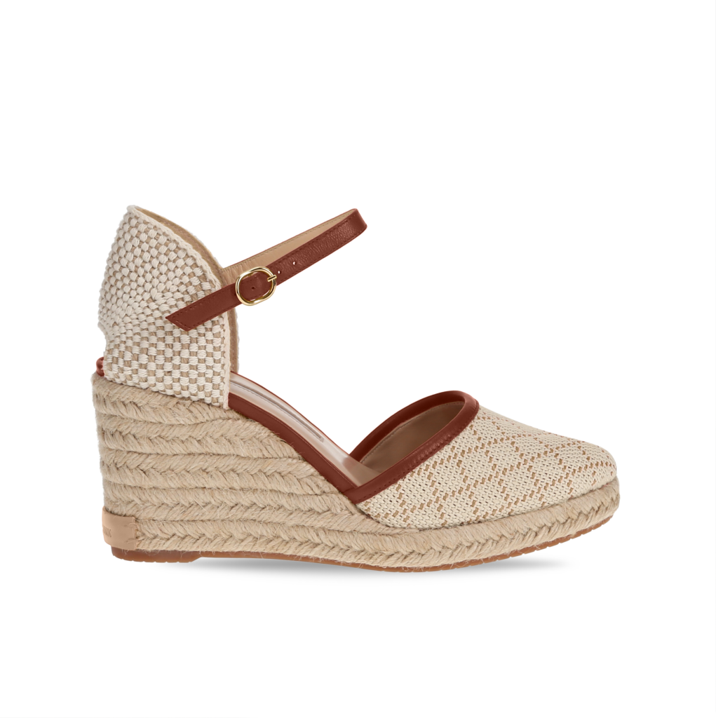 Manolo Blahnik et l’art de marcher : Paris comme carte personnelle 64 ESPADRAHI RAFFIA NUDE BROWN
