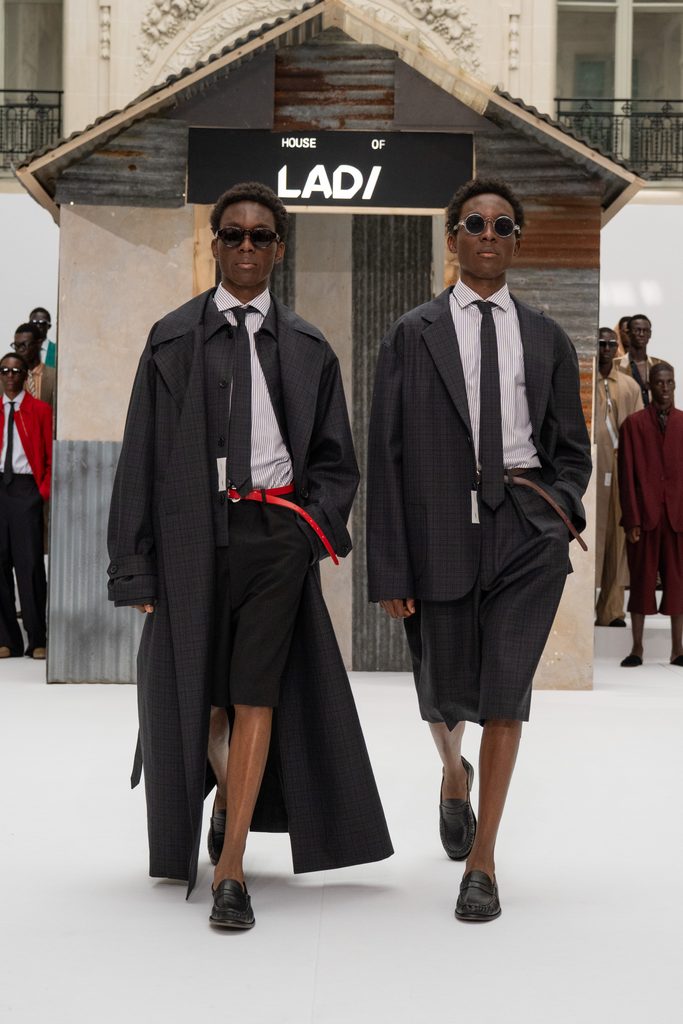LAD/ : Kinshasa prend Paris 26 LAD SS27 Look 02