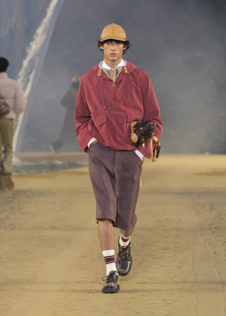 La vague comme grammaire masculine 100 LOUIS VUITTON MENrsquoS SPRING SUMMER 2027 LOOK 63
