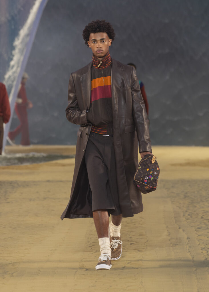 La vague comme grammaire masculine 106 LOUIS VUITTON MENrsquoS SPRING SUMMER 2027 LOOK 69