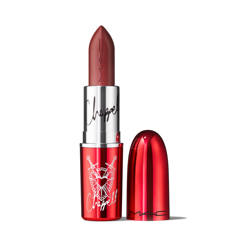 Le rouge à lèvres comme levier culturel 28 MACFY27 VivaGlam LustreglassSheerShineLipstick RoanOfArc Open 3000x3000 1
