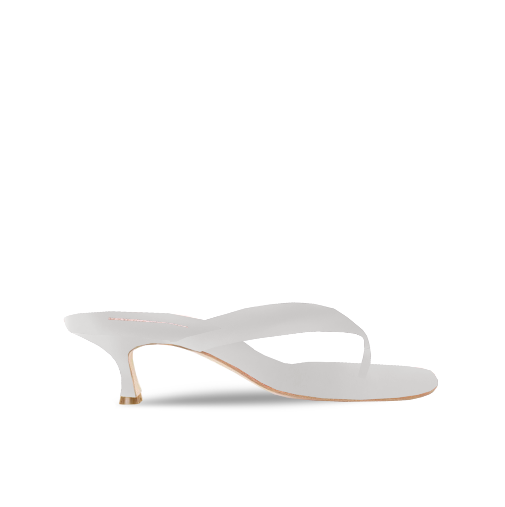 Manolo Blahnik et l’art de marcher : Paris comme carte personnelle 67 PATERNO CALF WHITE