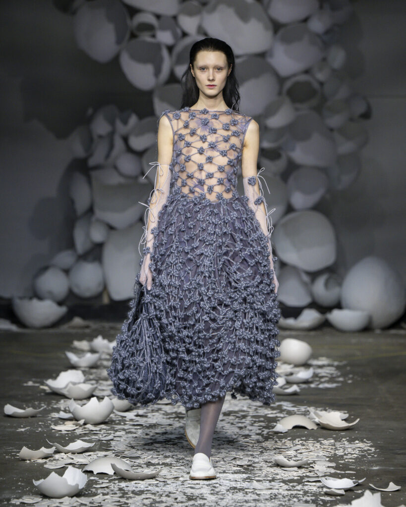 Marie-Adam Leenaerdt, la mesure d’un prix 34 PAULINE DUJANCOURT AW26 LOOK 28