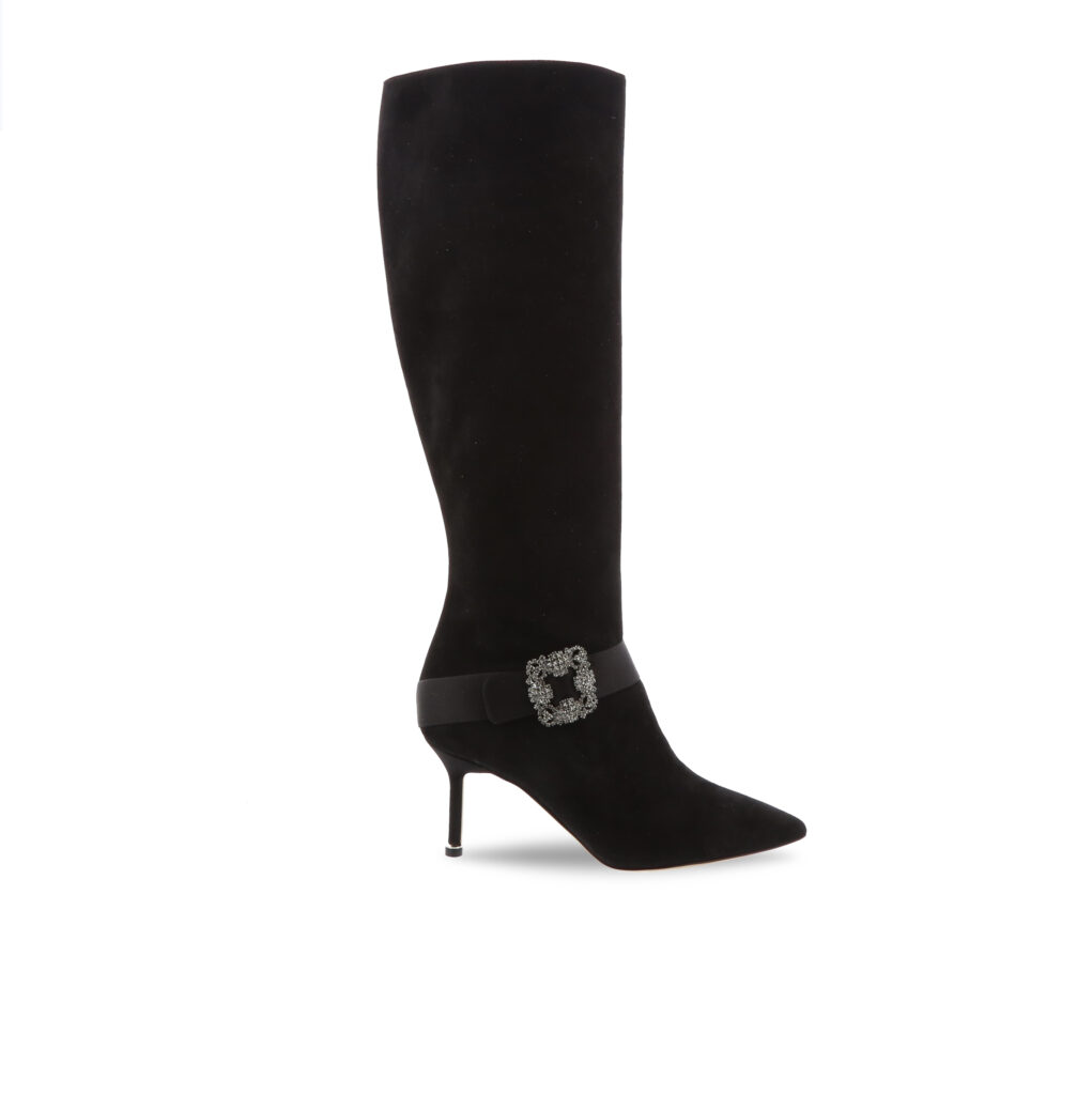 Manolo Blahnik et l’art de marcher : Paris comme carte personnelle 148 PLINIAHI SUEDE BLACK