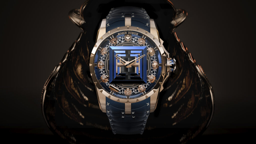 Roger Dubuis grave le blason du samouraï dans son mouvement 44 RDDBEX1139 HD 16 9 SOLDAT