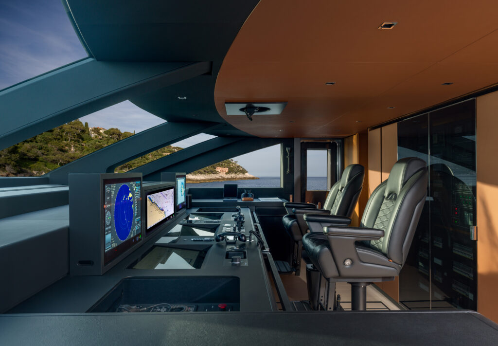 Riva 54Metri : quand la légende change d'échelle 67 Riva 54Metri 2