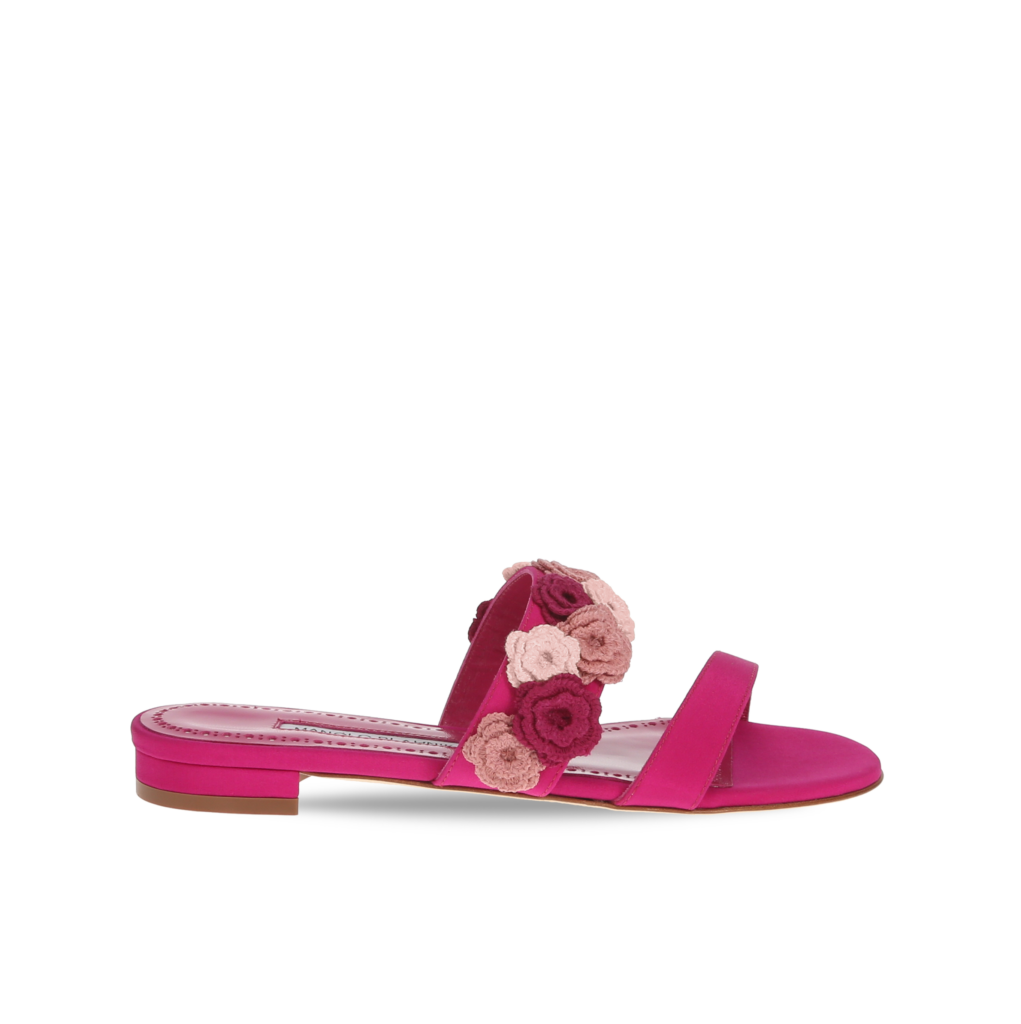 Manolo Blahnik et l’art de marcher : Paris comme carte personnelle 57 SERRAFIOR CREP DE CHINE BRIGHT PINK