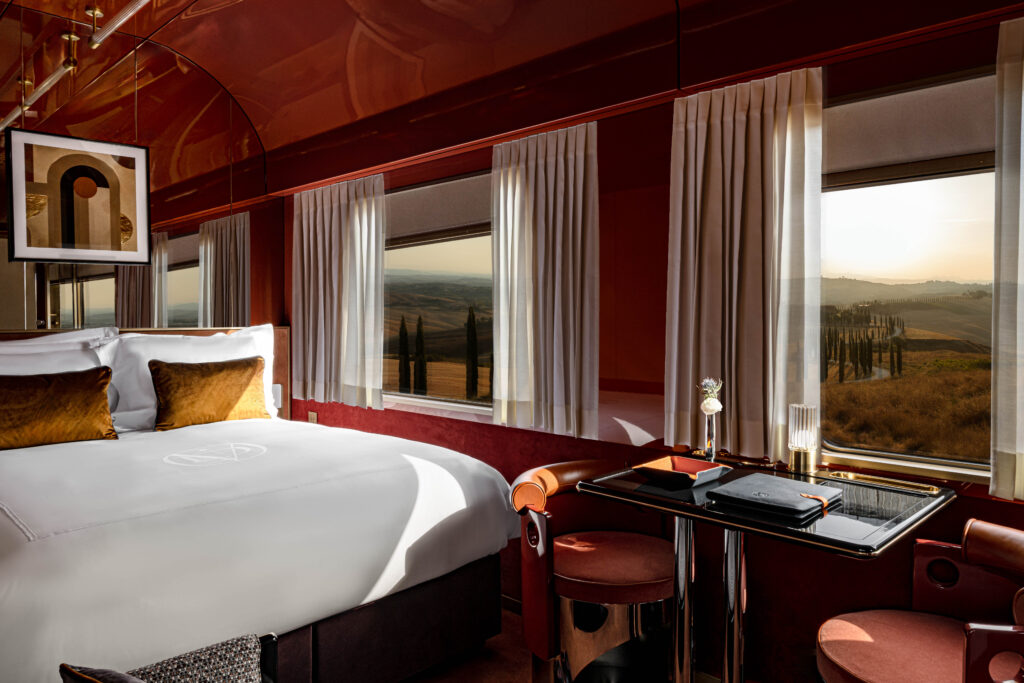 Le rail comme chambre d'Europe 36 SUITE ©La Dolce Vita Orient Express 2025 Photo Credits Mr.Tripper