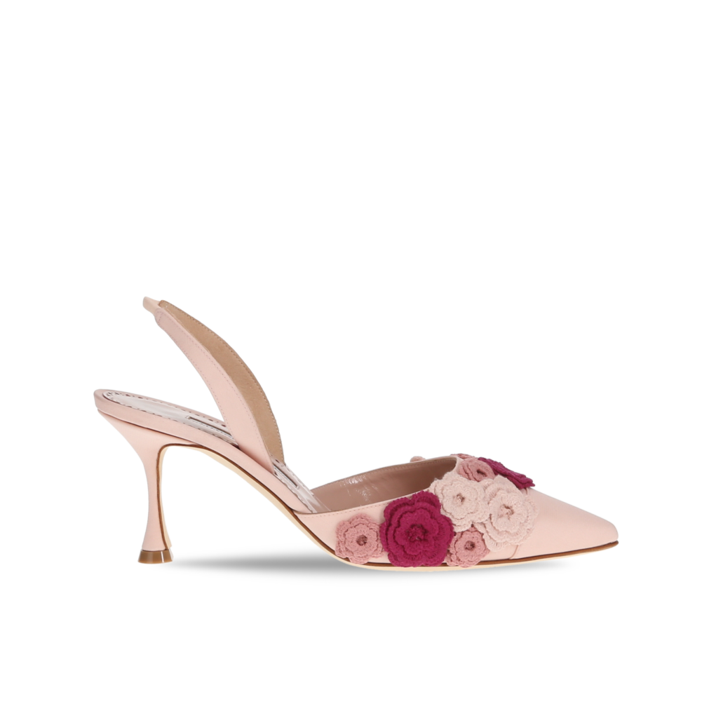 Manolo Blahnik et l’art de marcher : Paris comme carte personnelle 53 SVEMUTASLI CREPE DE CHINE LIGHT NUDE
