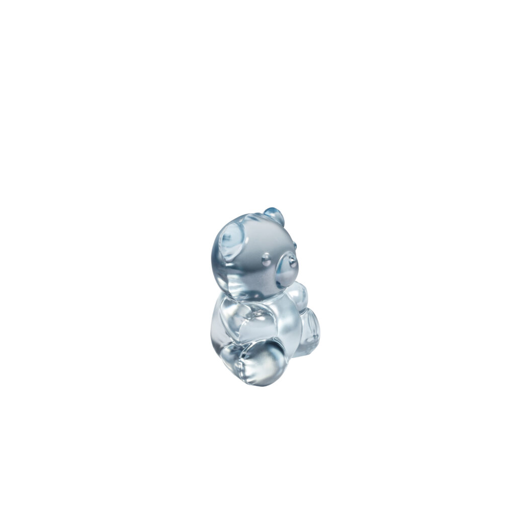 Air de Lalique Chapitre II : l'invisible sculpté 59 TEDDY AIR sculpture small size blue luster ©LALIQUE SA
