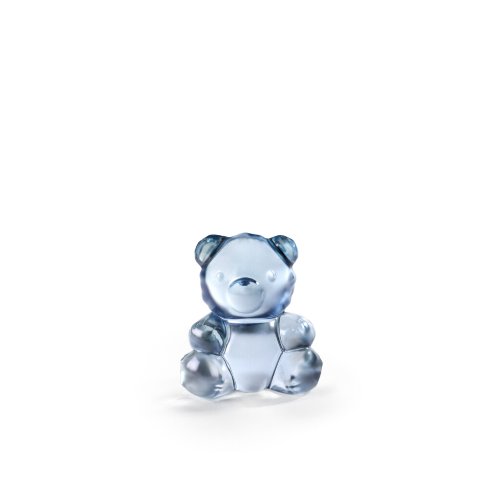 Air de Lalique Chapitre II : l'invisible sculpté 66 TEDDY AIR sculpture small size blue luster ©LALIQUE SA 2