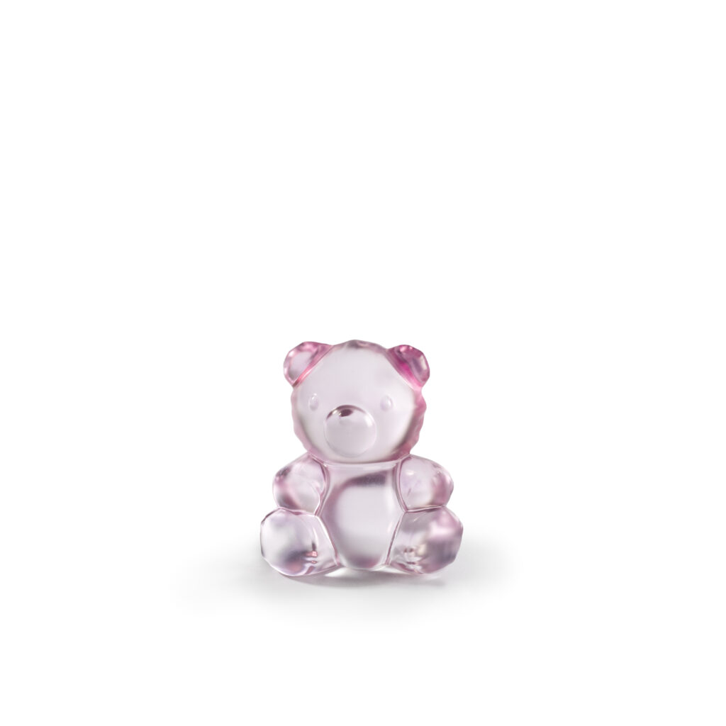 Air de Lalique Chapitre II : l'invisible sculpté 62 TEDDY AIR sculpture small size pink luster ©LALIQUE SA 4
