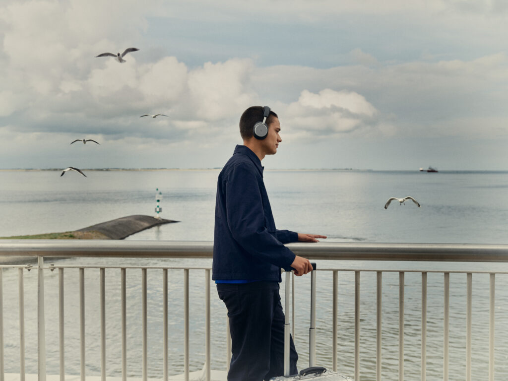 Bang & Olufsen : le son comme compagnon de voyage 51 Travel 2026 BP H100 Digital Clean 0011