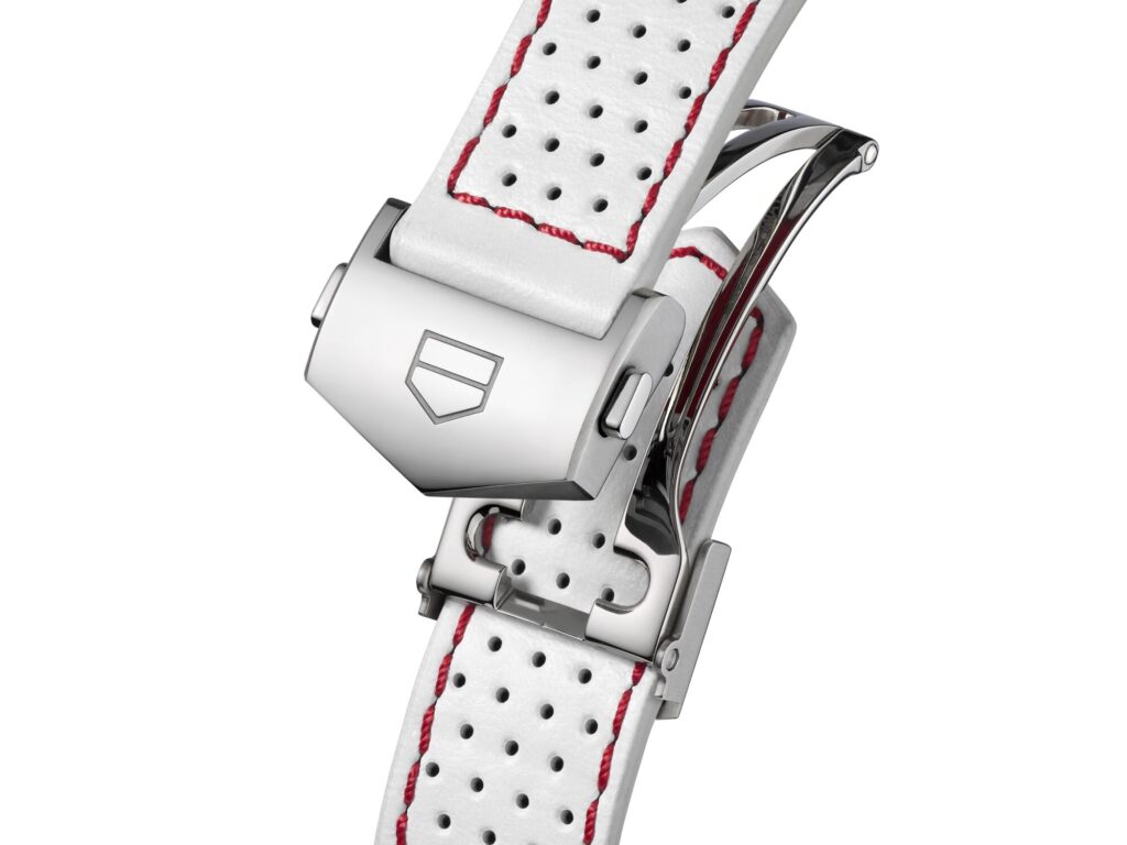 Le Japon comme ligne de course 25 Web 2000px CBS221M.EB0435 2 BUCKLE 1