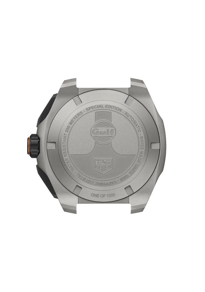 TAG Heuer × Gulf : la quatrième vie d'une icône 41 Web 2000px CBZ208B.BF0009 SOLDIER BACK WH