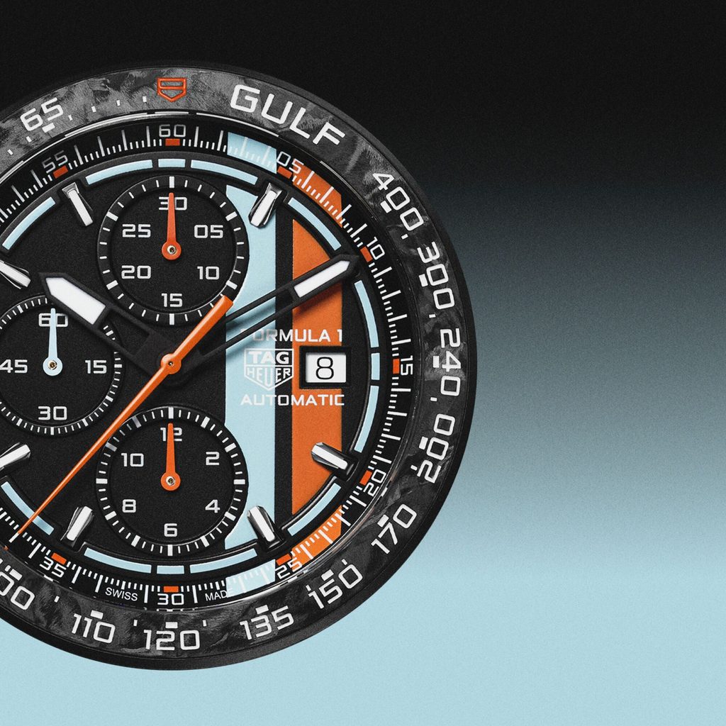 TAG Heuer × Gulf : la quatrième vie d'une icône 45 Web 2000px CLEAN CBZ208B.BF0009 CASE 1 1