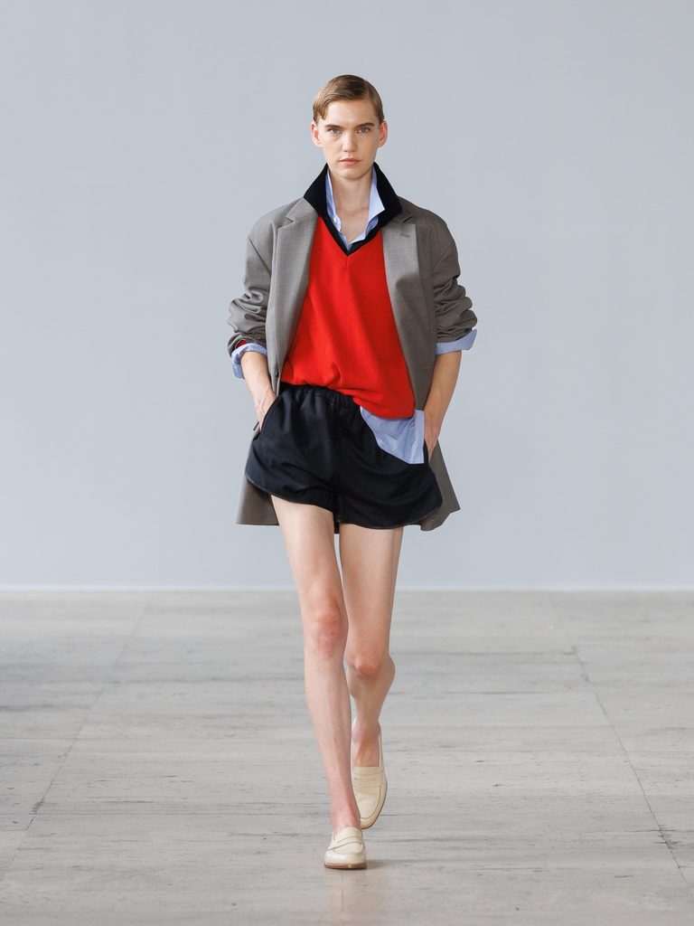 Kiichiro Asakawa, ou la couleur comme problème de teinturier 37 ssstein SS27 runway 3x4 look13
