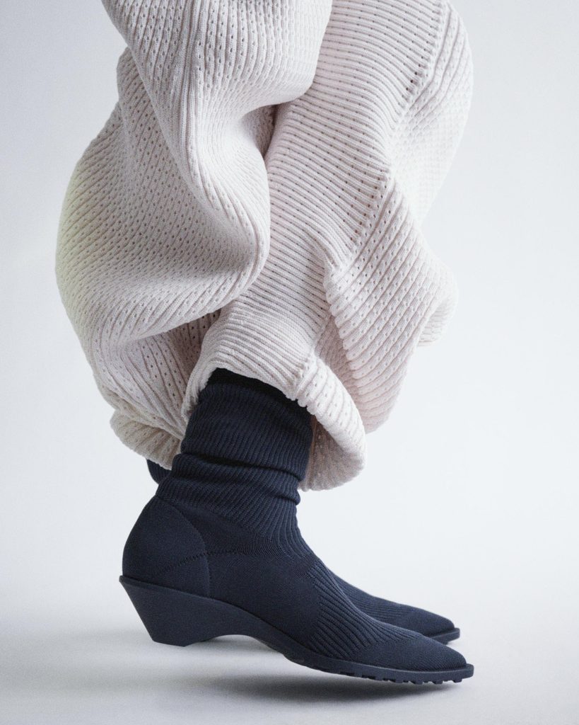 Camper x ISSEY MIYAKE : Anna, la chaussure qui efface la frontiere entre la semelle et la peau 27 unnamed 1 1