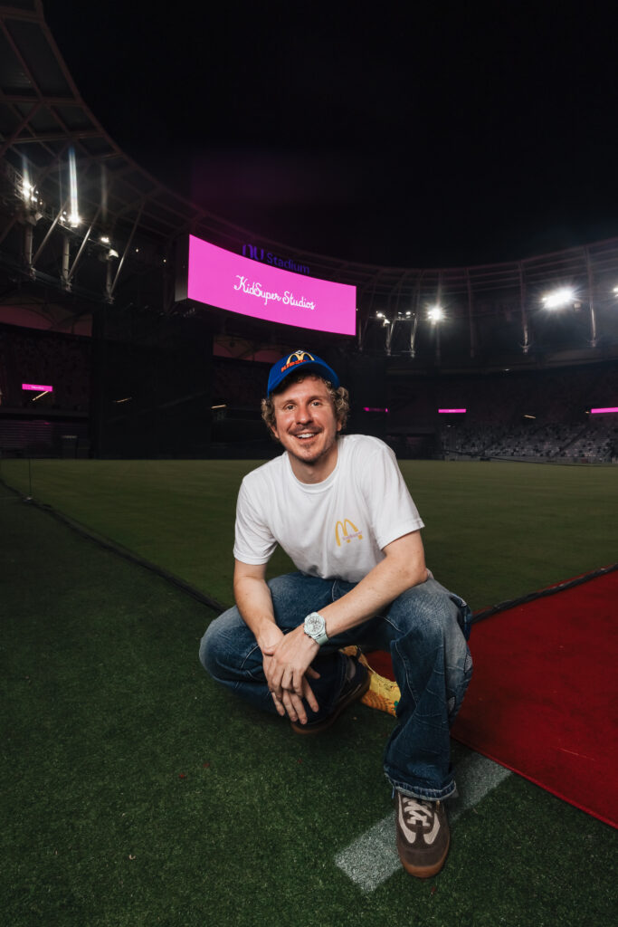Hublot rejoint KidSuper sur le terrain, entre stade et podium 44 0J7A0926