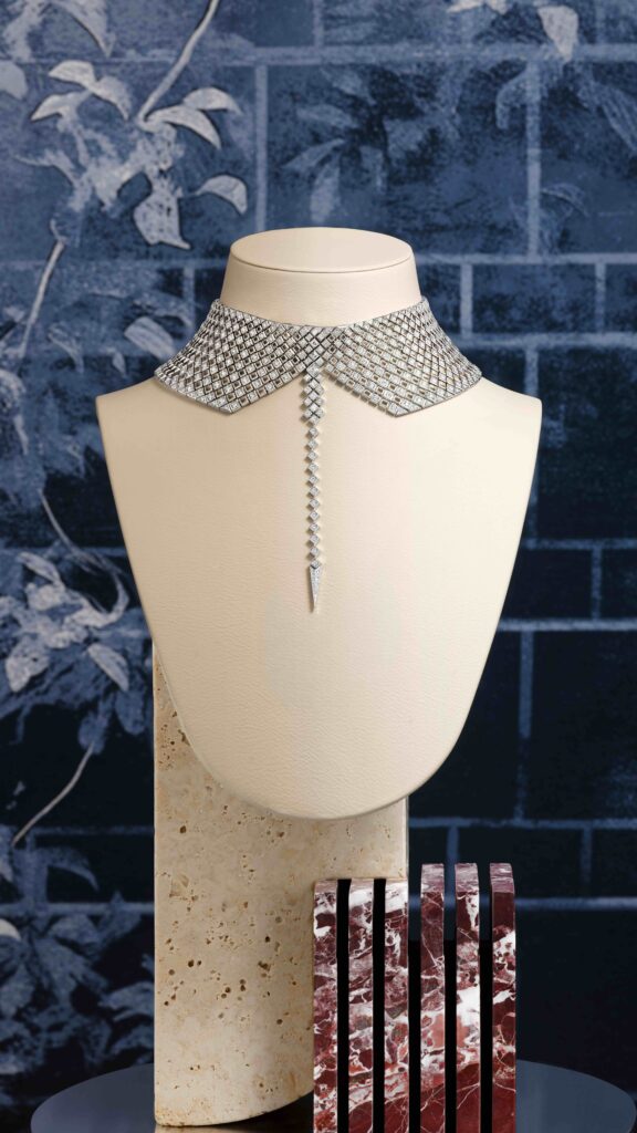 Bvlgari transforme le diamant en dentelle pour prolonger Eclettica vers la Haute Couture 26 276610 002 ph.Antonio Barrella 9x16