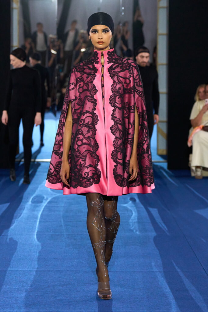 Alexis Mabille : l'art de ne jamais trancher 40 Alexis Mabille HC F26 014